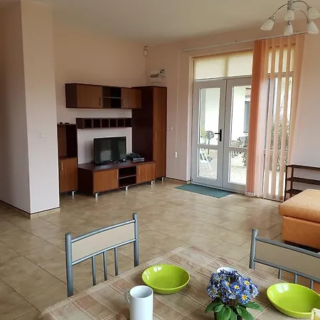 Ketli Apartment